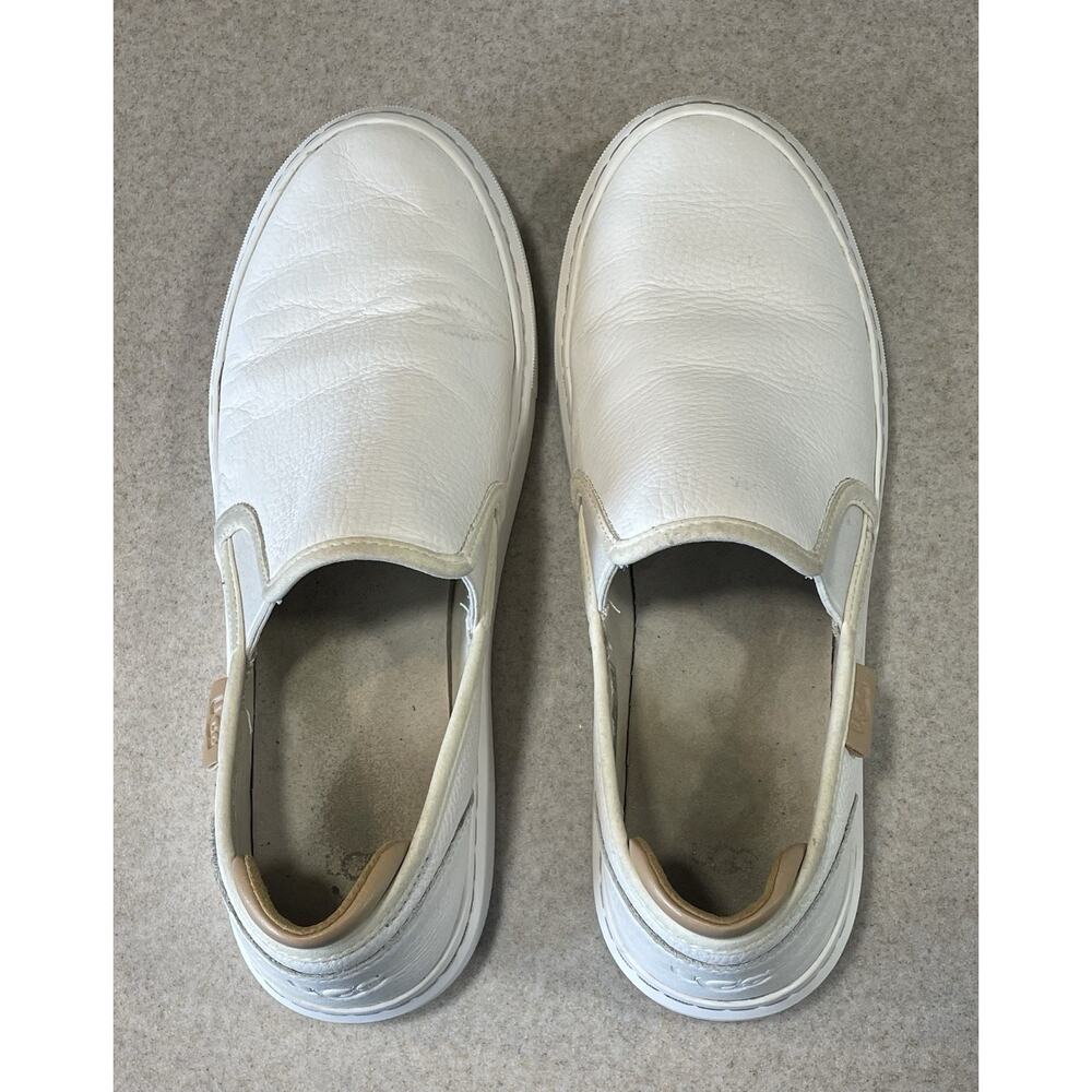 UGG Woman's Size 10 Alameda 1130779 White Cream Low Top Slip On Leather Sneaker - Picture 4 of 9